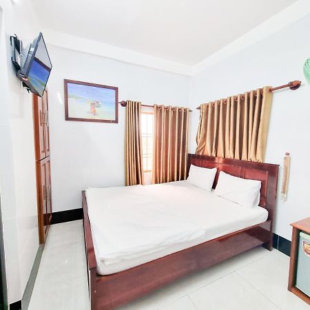 Huong Duong Hotel Dao Phu Quy Exterior photo